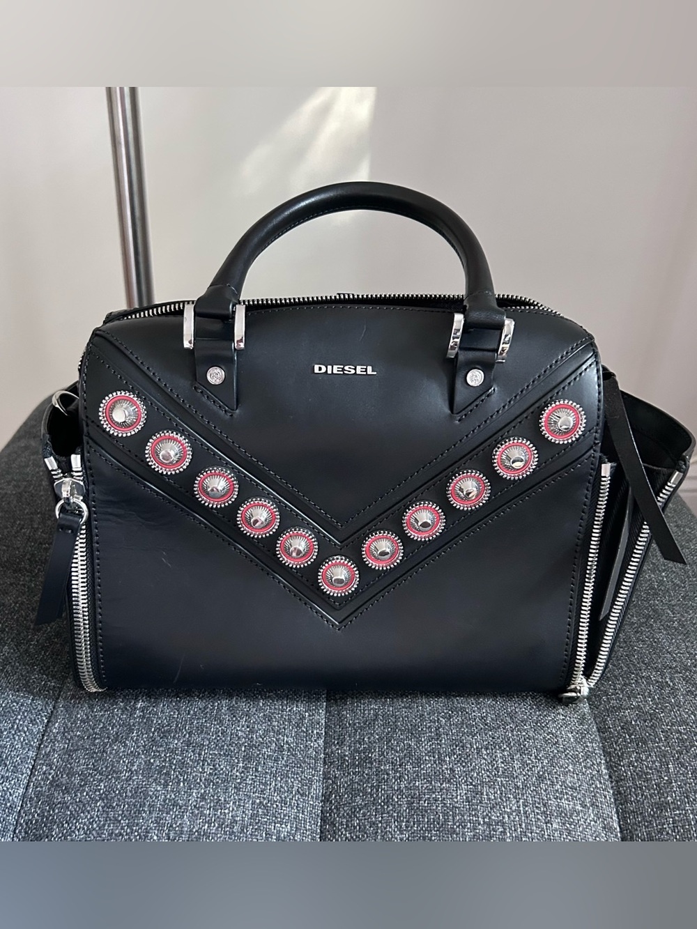 Diesel Black Leather Satchel with Red Grommet Accents in genuine leather - Picture 5 of 14